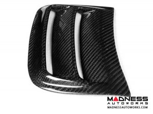 Mercedes-Benz W204 C63 AMG Side Fenders - Carbon Fiber Mercedes-Benz W204 C63 AMG Side Fenders - Carbon Fiber